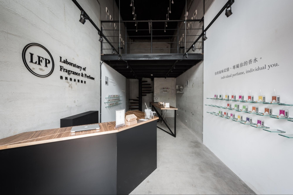 個性工業店面裝潢