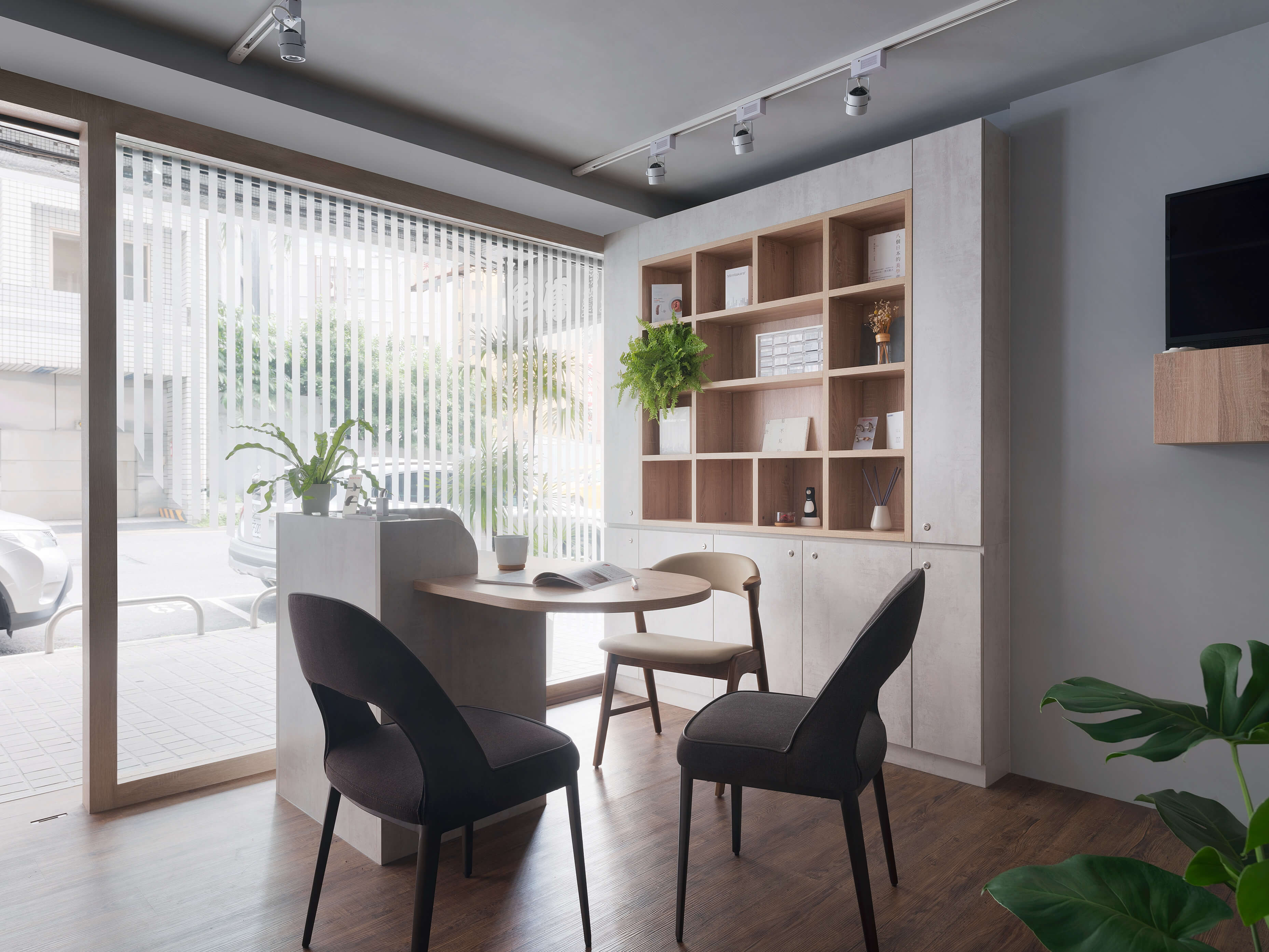 20200412yoodesign02EM